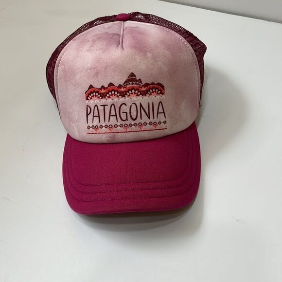 PATAGONIA TRUCKERS HAT IN FUCHSIA‎ - Picture 2 of 5